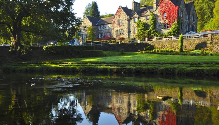 Royal Oak Hotel Accommodation Places To Stay In North Wales